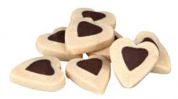 Soft Snack Happy Hearts - srdíčka jehněčí s rýží, kyblík 500 g TRIXIE