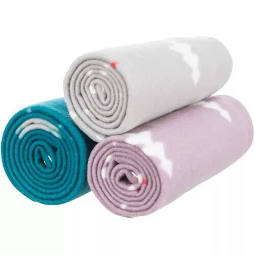 Vánoční deka NIVIA 150 x100 cm, fleece, šedá/berry/petrolejová TRIXIE