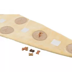 Snack Croissant - plyšová aktivní hračka na pamlsky, 40 cm TRIXIE