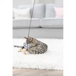 Hrací prut se srdíčkem, peříčko, catnip, 50 cm, plyš/dřevo TRIXIE